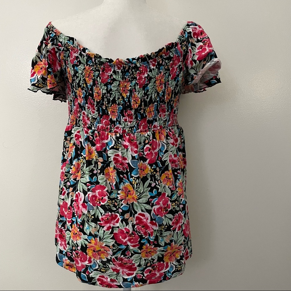 Black Smocked Babydoll Top - Picture 5 of 7